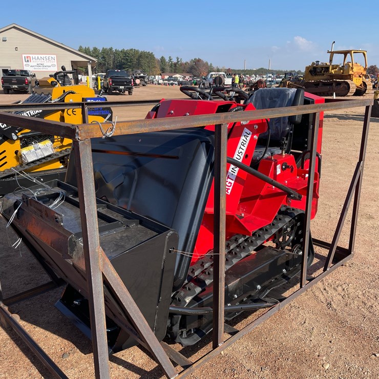 #3237 • AGT SDA-140T Crawler Loader
