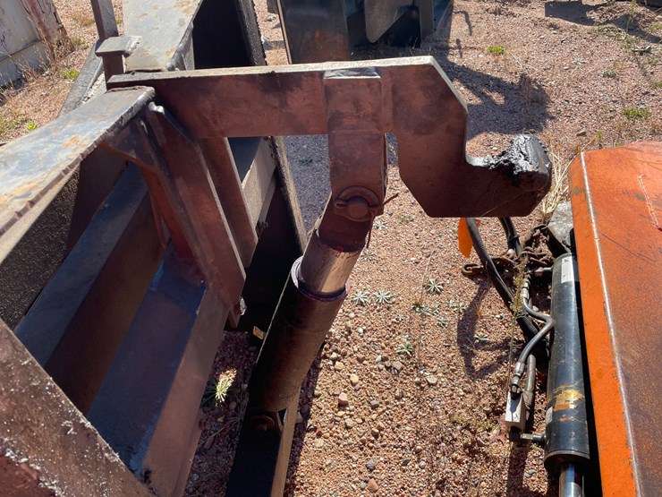 #3757-•-front-plow-mount-cut-off-image-11