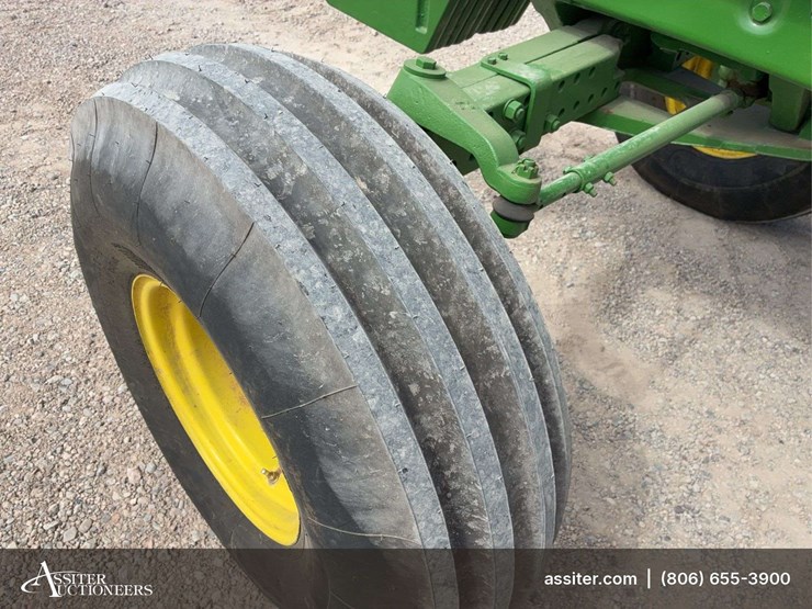 1980-john-deere-4440-image-36