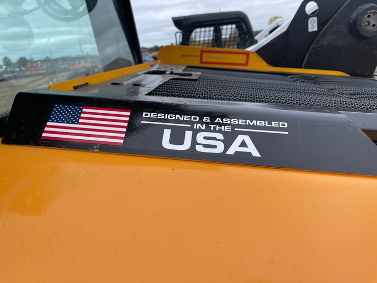 #1077-•-2021-jcb-270-t4-skid-steer-image-51
