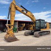 2017 CATERPILLAR 323