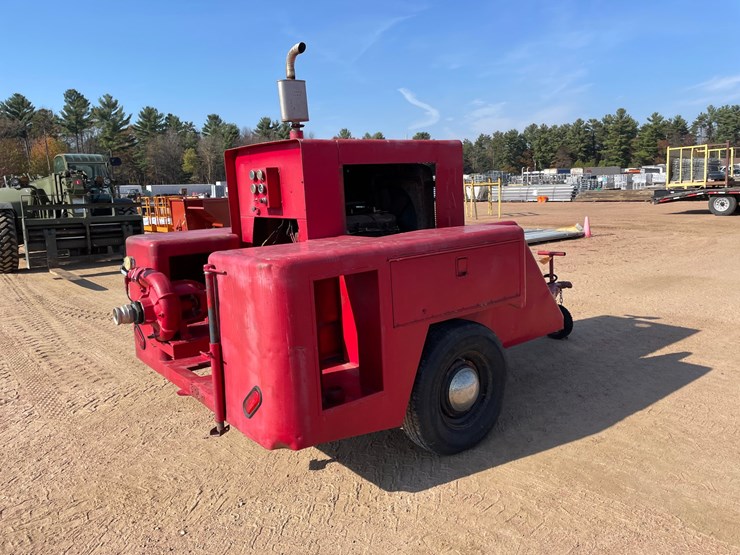 #1916-•-hole-towable-3"-water-pump-image-5