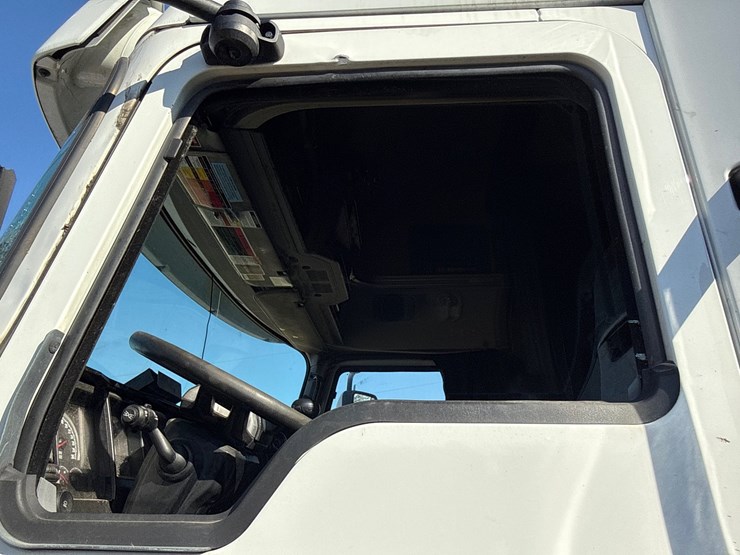 #6907-•-2022-mack-anthem-an64t-sleeper-semi-truck-image-25