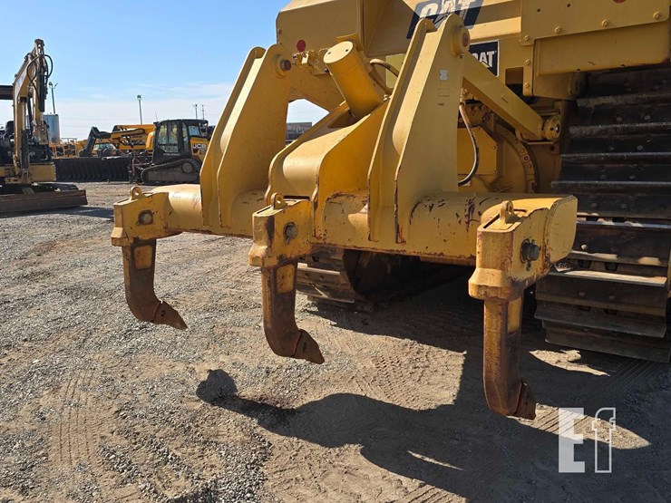 2016-caterpillar-d6t-xl-image-22