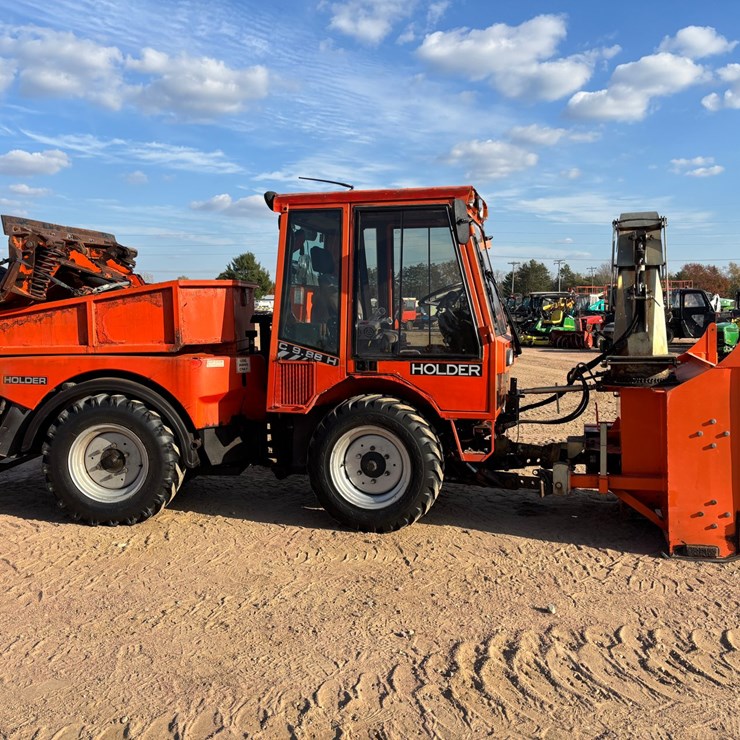 #1018 • Holder C9.88H Articulated Tractor with Snow Blower