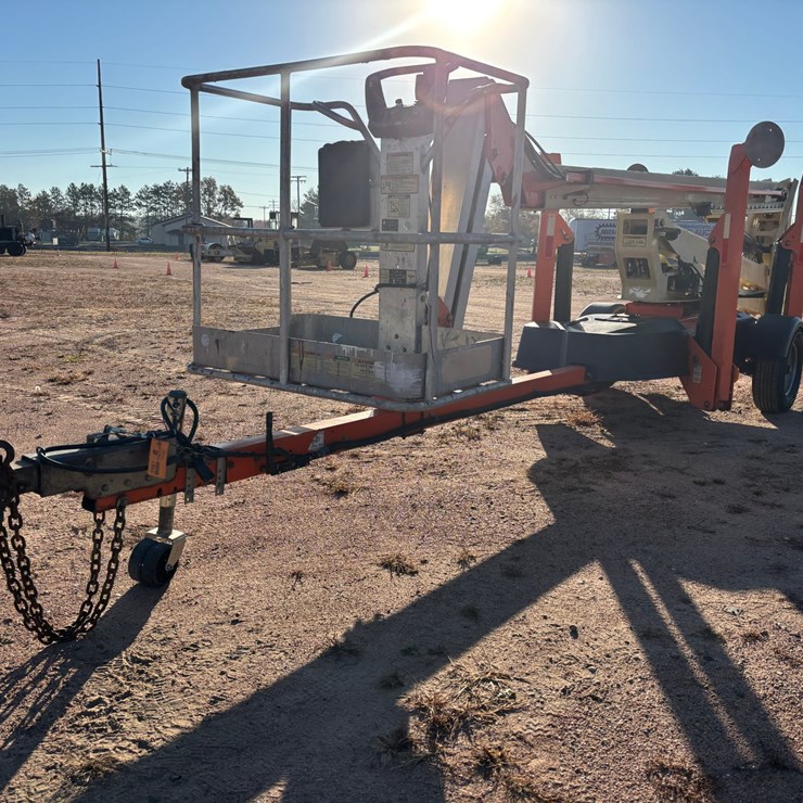 #1887 • 2017 JLG T500J Towable Basket Lift