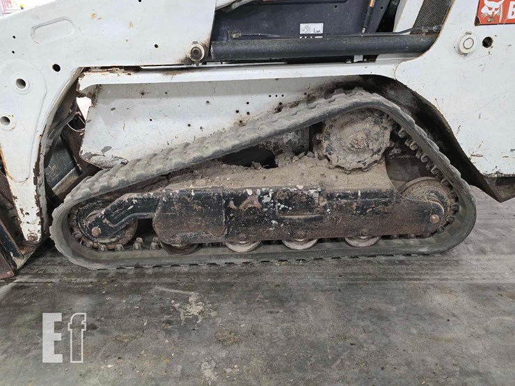 2013-bobcat-t110-image-20