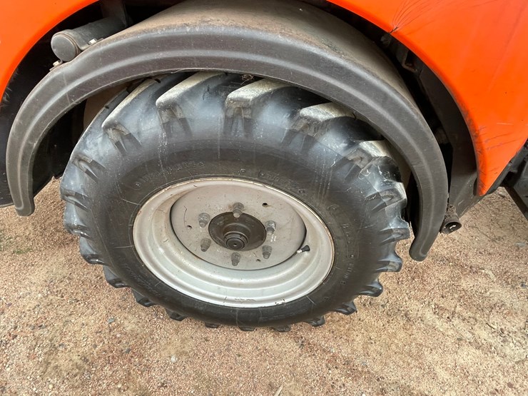 #1018-•-holder-c9.88h-articulated-tractor-with-snow-blower-image-41