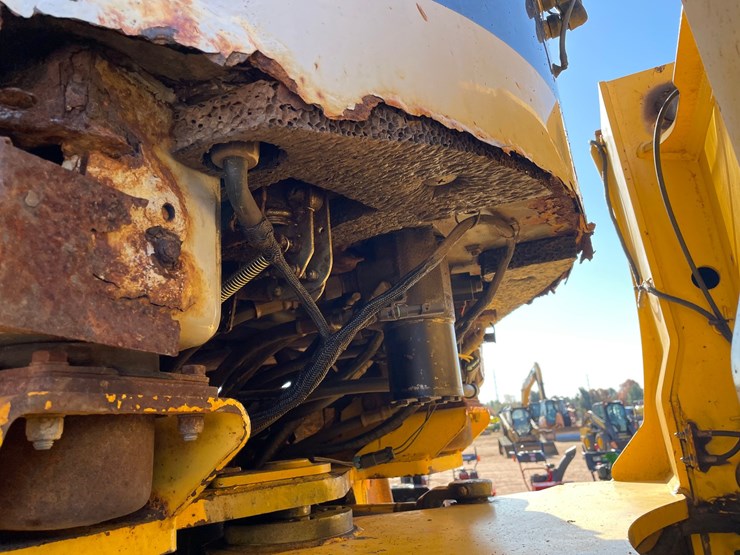 #1871-•-2007-new-holland-w130za-wheel-loader-image-24
