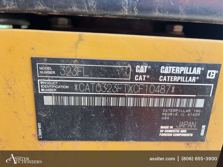 2017-caterpillar-323-image-50