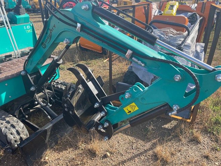 #1981-•-cfg-h16r-mini-excavator-image-12