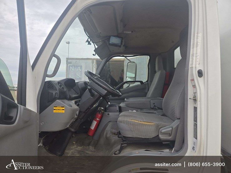 2019-hino-195-cab-over-engine-/-single-box-truck-image-11