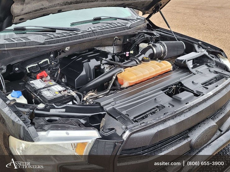 2016-ford-f150-image-17