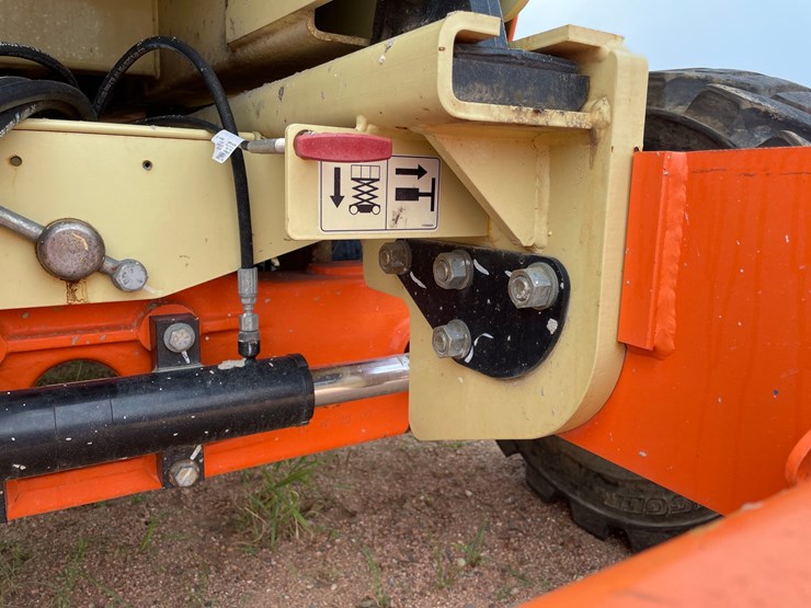 #1859-•-2015-jlg-4394rt-4x4-scissor-lift-image-49