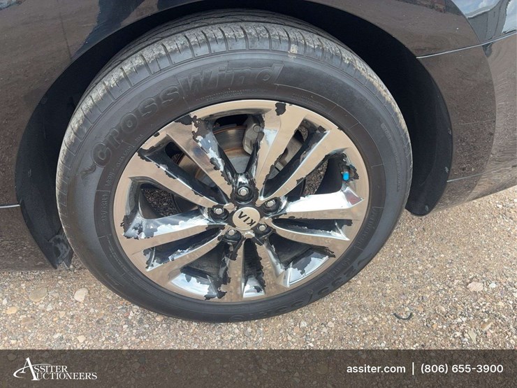 2017-kia-sedona-image-34