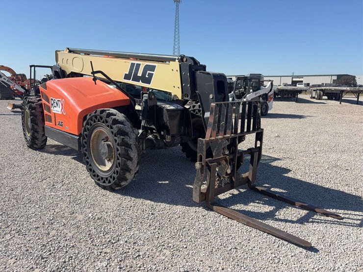2016-jlg-642-telehandler,-6000lbs,-4,051-hours,-diesel-engine,-42’-reach,-4’-long-forks,-solid-tires,-s/n--0160074179-image-6