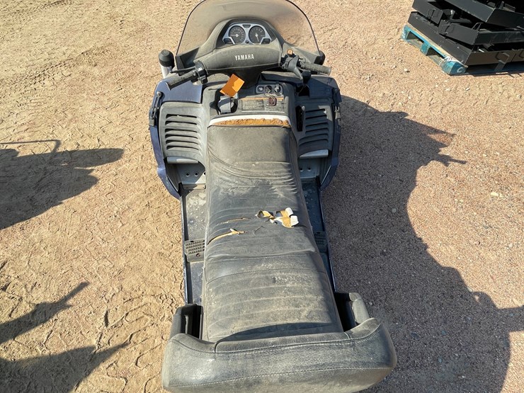 #1911-•-1996-yamaha-snowmobile-image-8