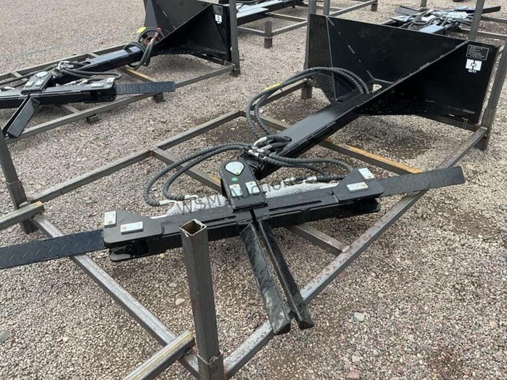 2026-giyi-wheel-lift-for-skid-steer-image-3