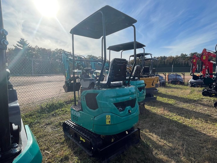 #3229-•-2026-cfg-kv16r-mini-excavator-image-4