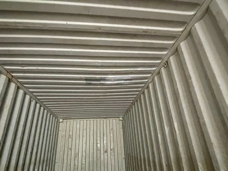 #3771-•-40'-high-cube-storage-container-image-11