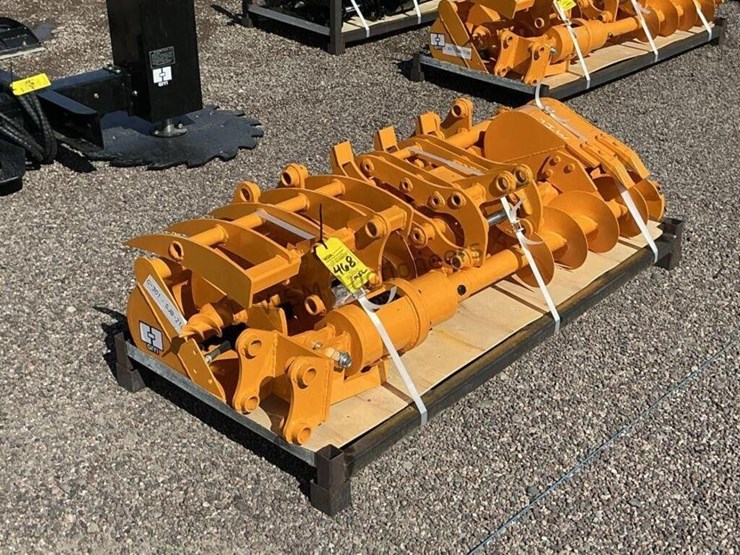 excavator-attachment-set-image-1