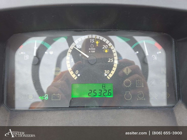 john-deere-5045e-image-15