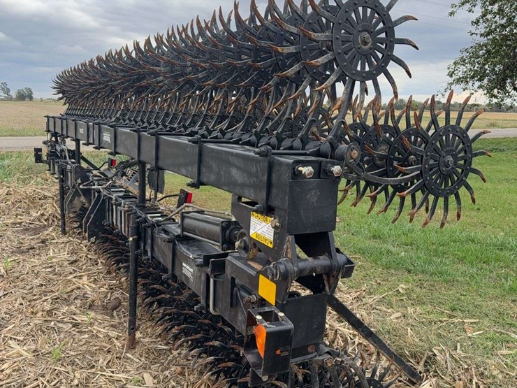 yetter-3541-rotary-hoe,-40ft,-hyd-fold,-lights,-low-use,-s/n--m04157-image-3