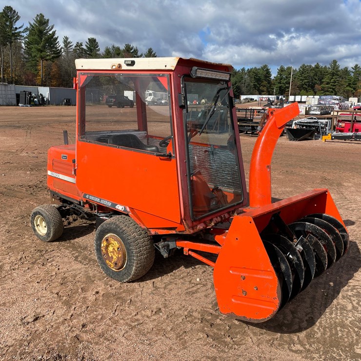 #1019 • Kubota F2400 4WD Tractor with Attachments
