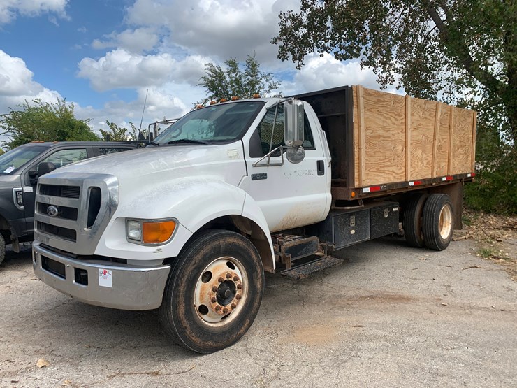 2006-ford-f650-image-2