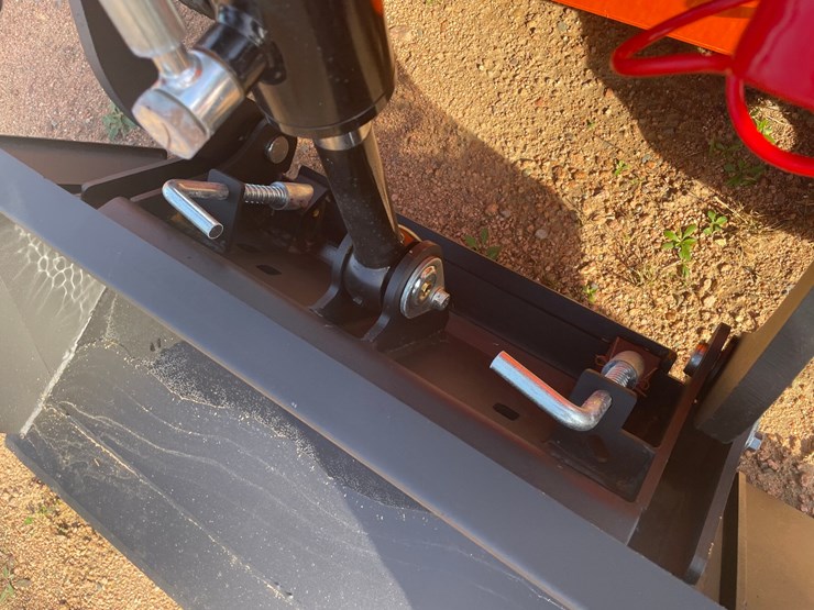 #3210-•-2026-skid-steer-loader-image-15