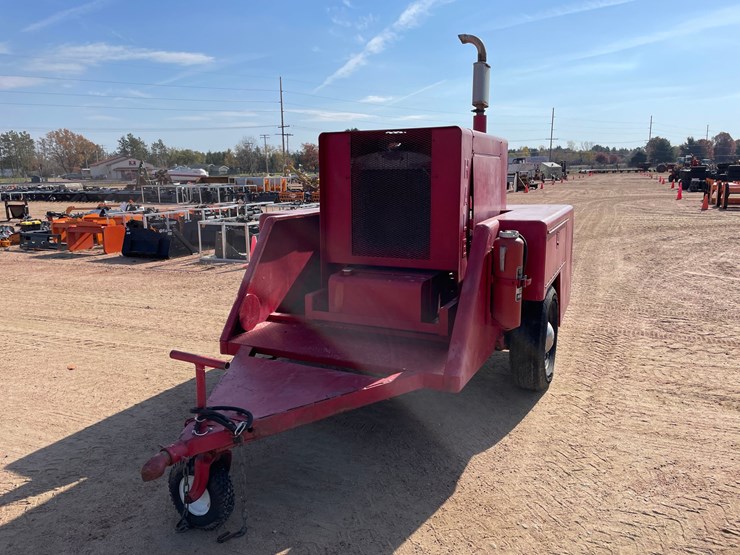 #1916-•-hole-towable-3"-water-pump-image-1