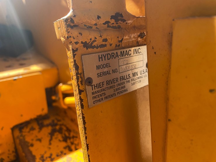 #1088-•-hydra-mac-1300-wheeled-skid-steer-image-30