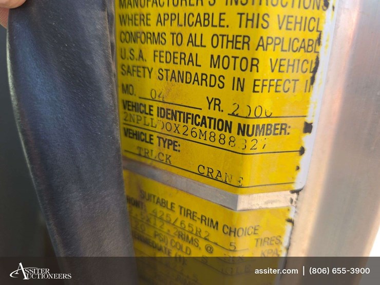 2006-peterbilt-335-image-60