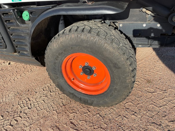 #1850-•-2019-bobcat-toolcat-5600-image-11