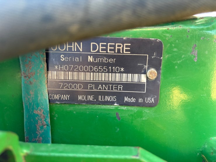 #1949-•-john-deere-7200-conservation-16-row-planter-image-32