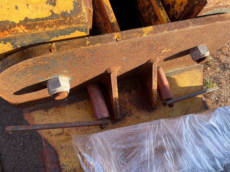 #3743-•-mohawk-heavy-equipment-(2)-post-lift-image-35