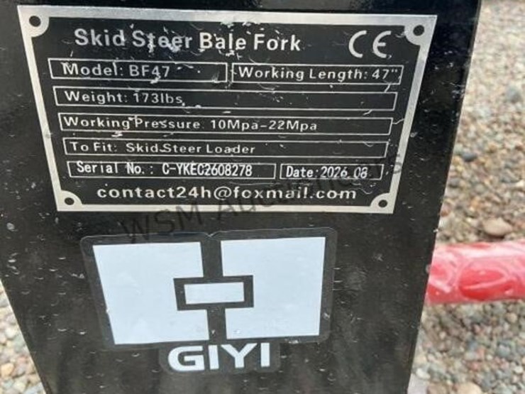 2026-giyi-bale-fork-for-skid-steer-image-5