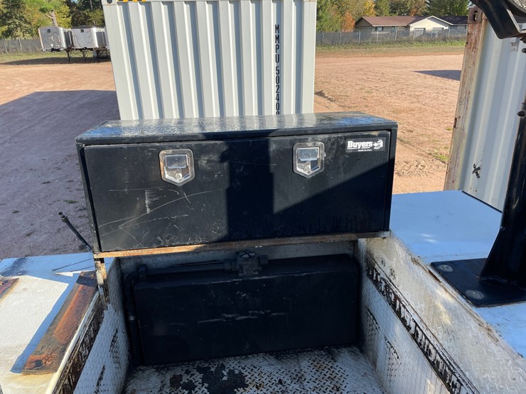 #3751-•-imt-service-truck-box-image-19