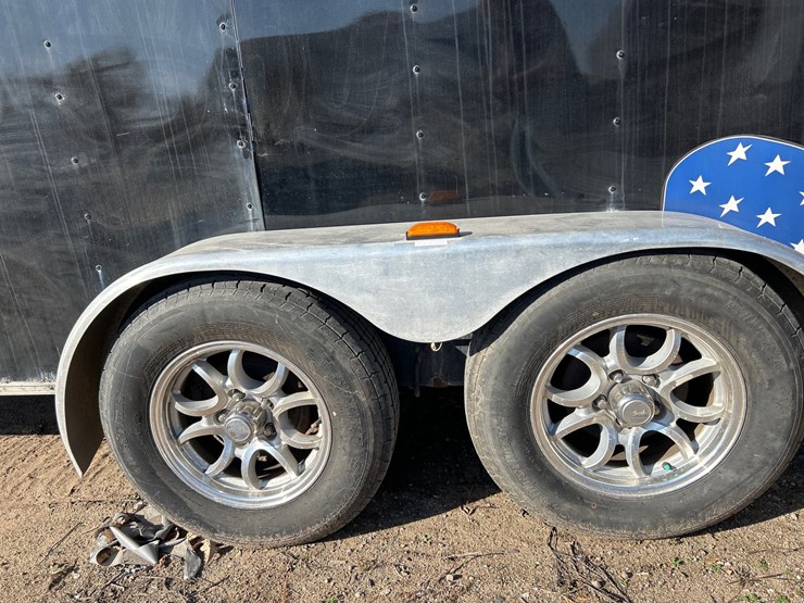 #6918-•-2008-homesteader-enclosed-tandem-axle-cargo-trailer-(wi-title-in-delay)-image-20