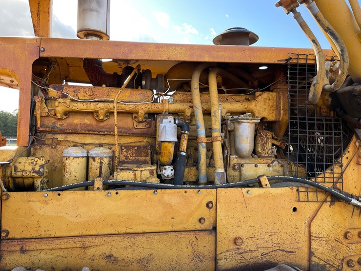 #1955-•-cat-d8h-dozer-image-23
