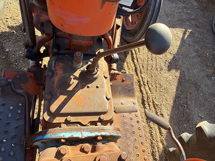 #6926-•-ford-tractor-image-10