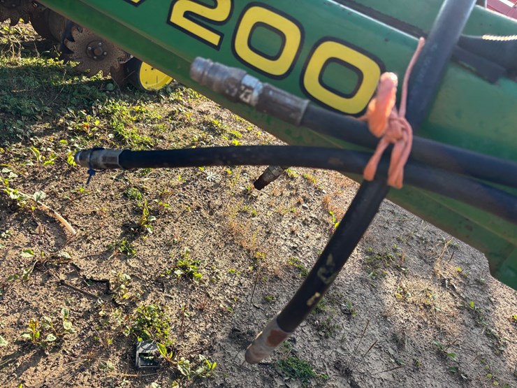 #1948-•-john-deere-7200-16-row-planter-image-32