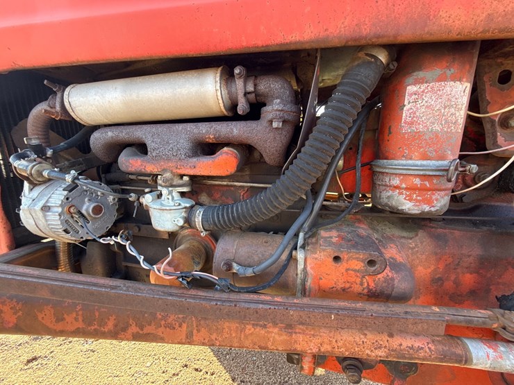 #6926-•-ford-tractor-image-12