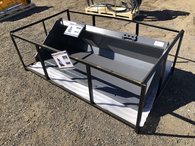 unused-tofthssrb72-72in-heavy-duty-bucket,-image-1