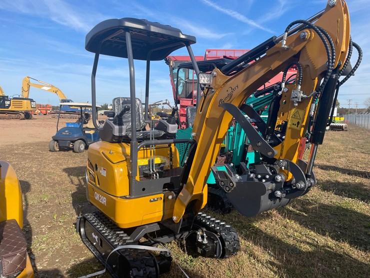 #3228-•-2026-cfg-qk20r-mini-excavator-image-2
