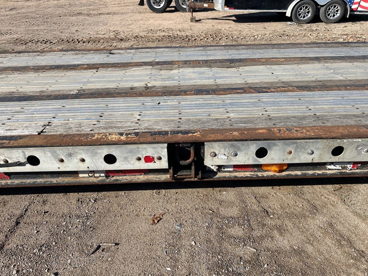 #6917-•-2005-xl-60-mfg-tandem-axle-detachable-gooseneck-lowboy-semi-trailer-(has-wi-title)-image-8