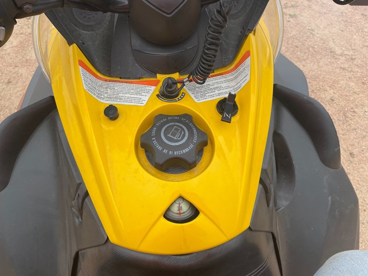 #1053-•-2004-mxz-500ss-ski-doo-snowmobile-(has-current-reg.-card)-image-39