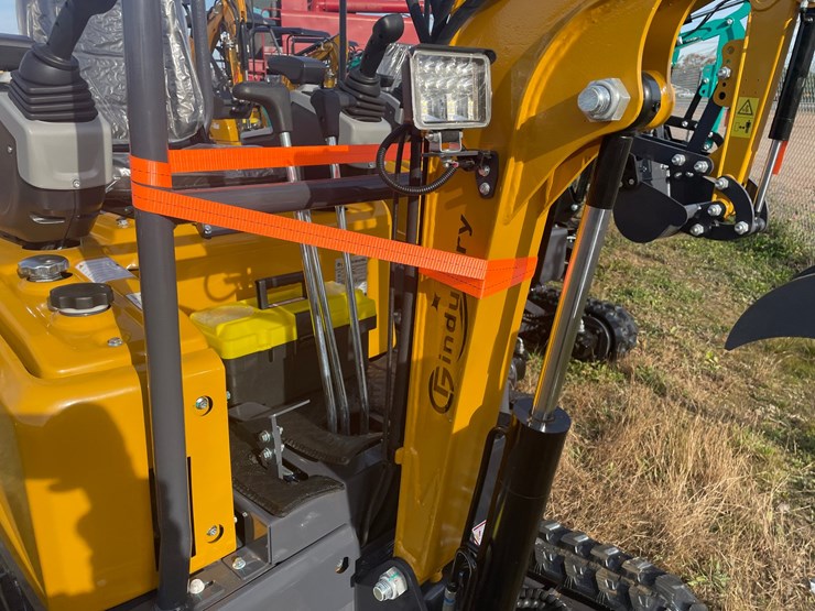 #3223-•-2026-cfg-mx20r-mini-excavator-image-14