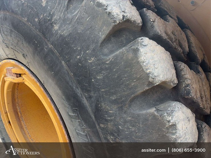 2012-caterpillar-950k-image-37