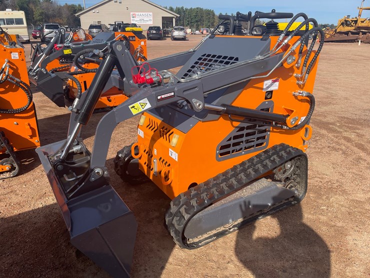 #3205-•-2026-landhonor-lhr-me380r3a-mini-skid-steer-loader-image-1